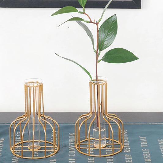 Becky Minimalist Gold Planter – Round Base
